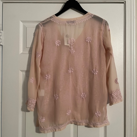 Jayshree Dalal. Women’s Top. Crepe. India. Hand Embroidered. Size Small. NWT. - Picture 2 of 5